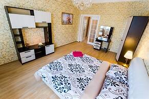 Apartment on Smolenskiy bulevard 3