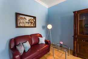 Apartment on Oruzheiniy 13