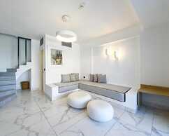 Karat Suites