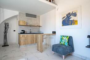Karat Suites