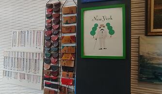 Ivy Hostel Cafe