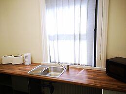 Exchequer Grange - Hostel