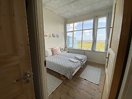 Skaerven Beachfront Condos and Cottage
