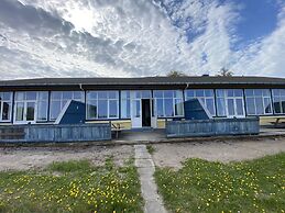 Skaerven Beachfront Condos and Cottage