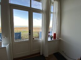 Skaerven Beachfront Condos and Cottage