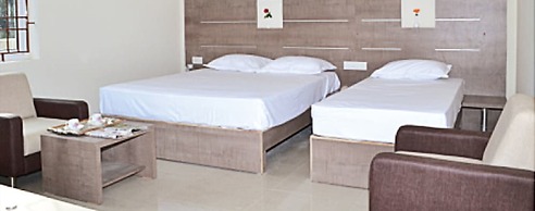 Hotel Kanakabhishegam