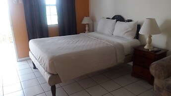 Golden Shore Resort
