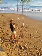Golden Shore Resort