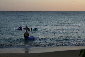 Golden Shore Resort
