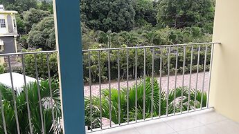 Golden Shore Resort