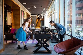 Moxy Boston Downtown