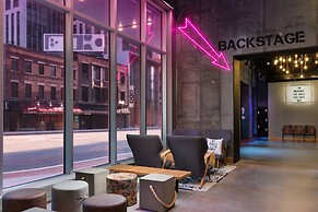Moxy Boston Downtown