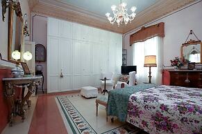 B&B Flora House