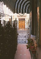 B&B Flora House