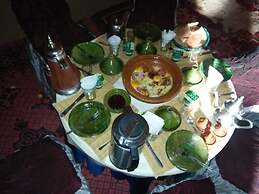 Bivouac  Bader Monika Erg Lihoudi