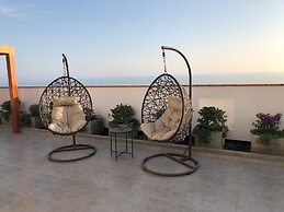 Exclusive Ocean View Apartment (1602)