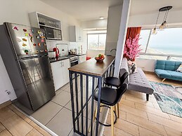 Exclusive Ocean View Apartment (1602)