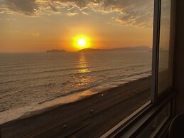 Exclusive Ocean View Apartment (1602)