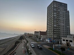 Exclusive Ocean View Apartment (1602)
