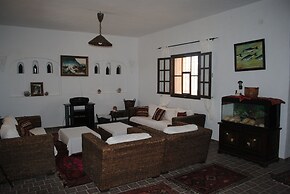 Dar Arous