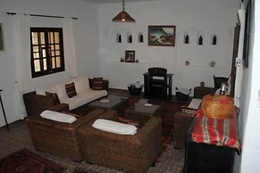 Dar Arous