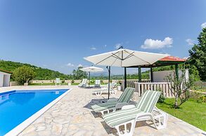Villa Ana