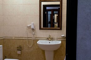 Lazurny Bereg Hotel