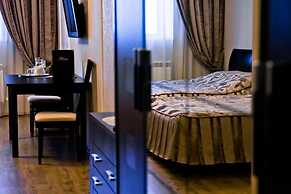 Lazurny Bereg Hotel