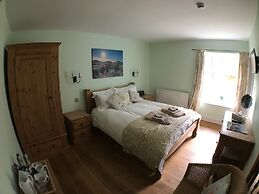Ewich House