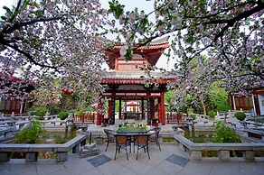 Tang Dynasty Art Garden Hotel