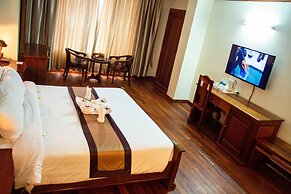 Pursat Riverside Hotel and Spa