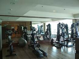 City View Studio Apartment at Tamansari La Grande