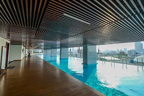 Elegant Studio Menteng Park Apartment