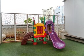 Tranquil 1BR GP Plaza Apartment