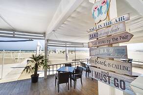 Miramare Residence