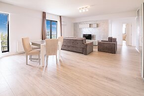 Miramare Residence