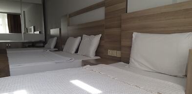 Renq Hotel