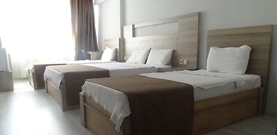 Renq Hotel