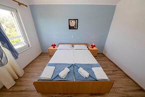 Apartments Lidija