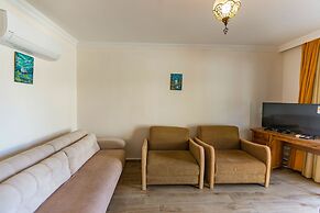 Infinity Lilly Apartments