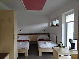 Apartments Olimian