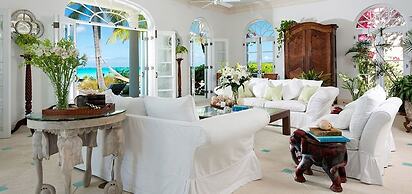 Coral House w/ Chef