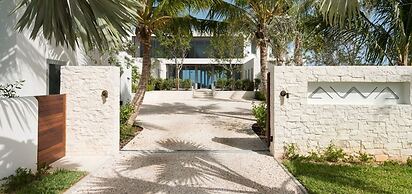 Villa Awa