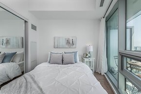 Elegant condo with stunning lake & views