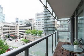Modern Condo in Financial District