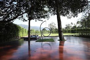 ST Resort