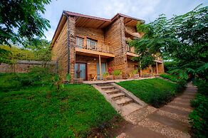 Vintage Cottage