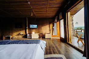 Vintage Cottage
