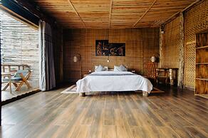 Vintage Cottage