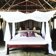 Kizingo Beach Eco Lodge